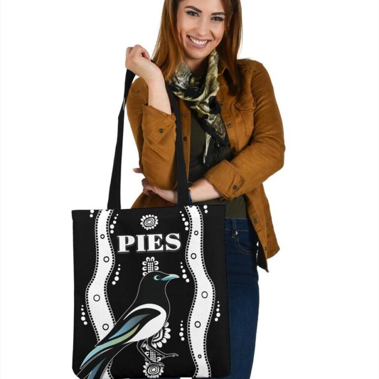 Australian Football League store - Loyal fans of Collingwood Magpies's Tote Bag:vintage Australian Football League suit,uniform,apparel,shirts,merch,hoodie,jackets,shorts,sweatshirt,outfits,clothes