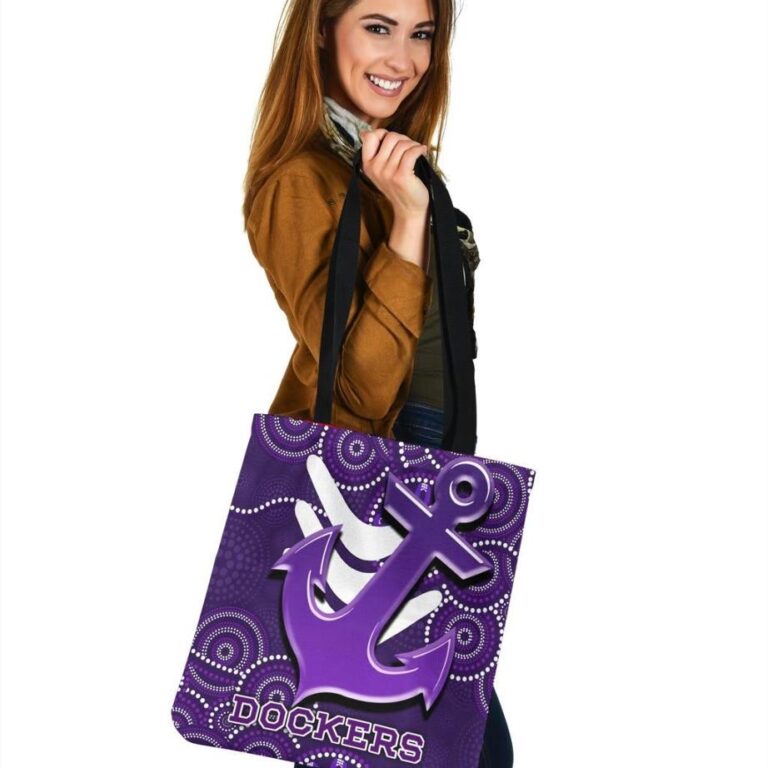 Australian Football League store - Loyal fans of Fremantle Dockers's Tote Bag:vintage Australian Football League suit,uniform,apparel,shirts,merch,hoodie,jackets,shorts,sweatshirt,outfits,clothes