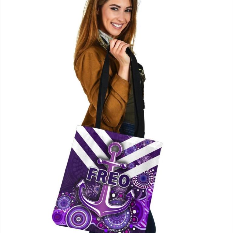 Australian Football League store - Loyal fans of Fremantle Dockers's Tote Bag:vintage Australian Football League suit,uniform,apparel,shirts,merch,hoodie,jackets,shorts,sweatshirt,outfits,clothes