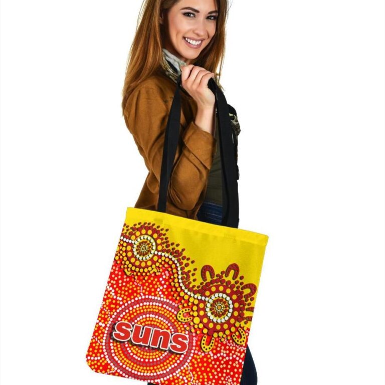 Australian Football League store - Loyal fans of Gold Coast Suns's Tote Bag:vintage Australian Football League suit,uniform,apparel,shirts,merch,hoodie,jackets,shorts,sweatshirt,outfits,clothes