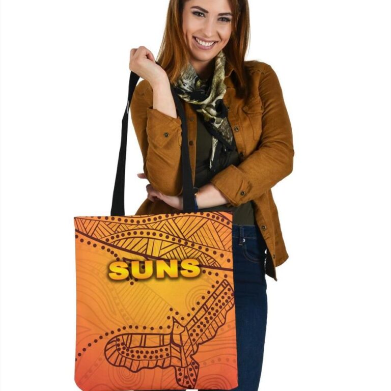 Australian Football League store - Loyal fans of Gold Coast Suns's Tote Bag:vintage Australian Football League suit,uniform,apparel,shirts,merch,hoodie,jackets,shorts,sweatshirt,outfits,clothes
