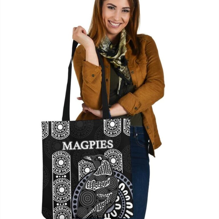Australian Football League store - Loyal fans of Collingwood Magpies's Tote Bag:vintage Australian Football League suit,uniform,apparel,shirts,merch,hoodie,jackets,shorts,sweatshirt,outfits,clothes