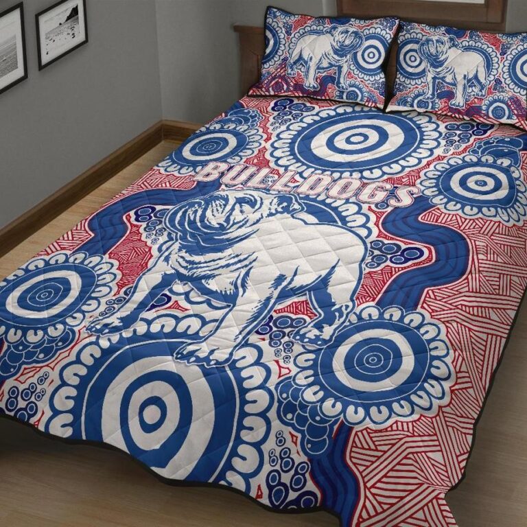 Australian Football League store - Loyal fans of Western Bulldogs's Quilt + 1/2 Pillow Cases:vintage Australian Football League suit,uniform,apparel,shirts,merch,hoodie,jackets,shorts,sweatshirt,outfits,clothes