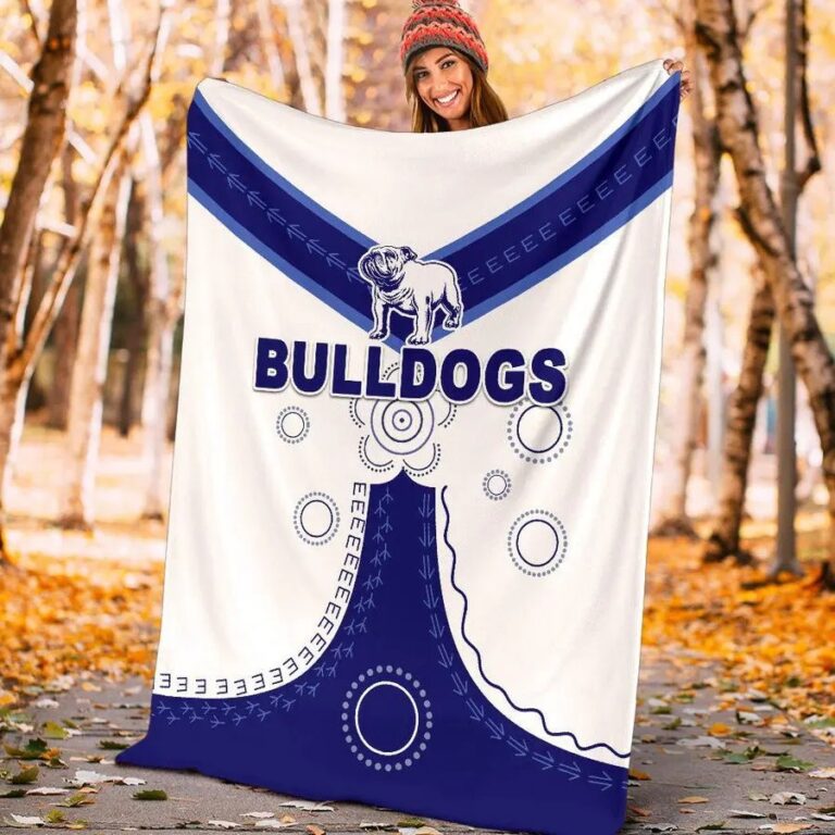 NRL Canterbury Bankstown Bulldogs - Indigenous Fleece Blanket V2