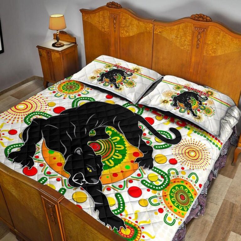 NRL Penrith Quilt Bed Set Indigenous Panthers - White