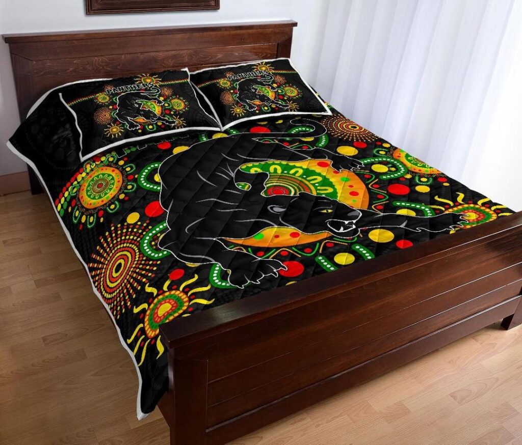NRL Penrith Quilt Bed Set Indigenous Panthers - Black