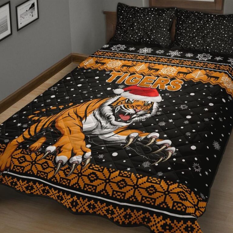 NRL Wests Christmas Quilt Bed Set Tigers Unique Vibes - Black