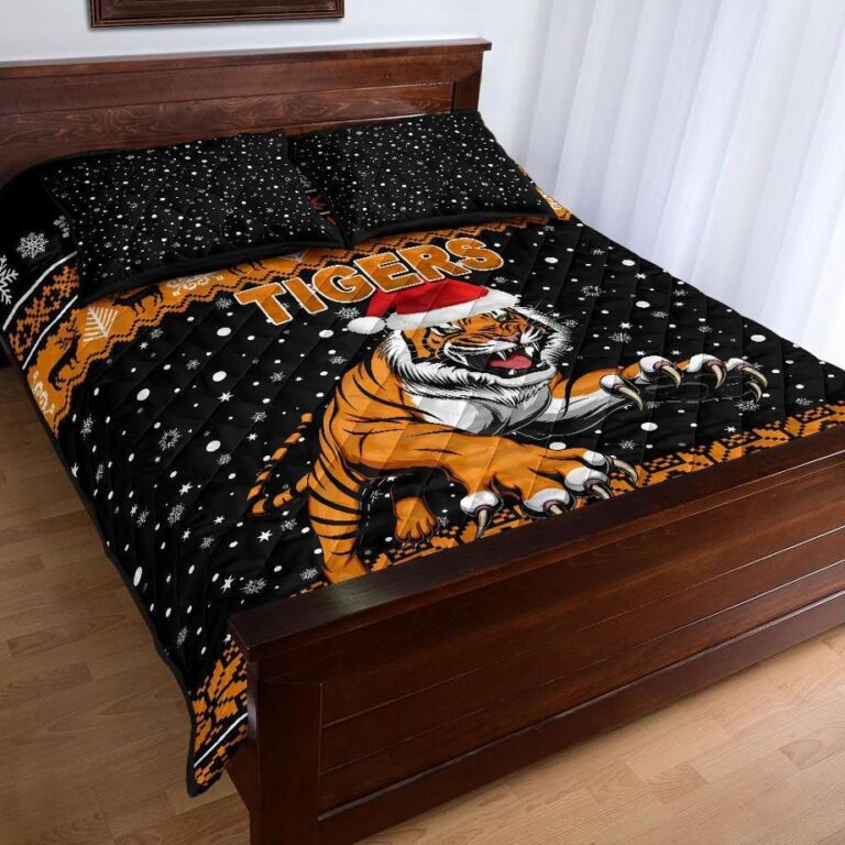 NRL Wests Christmas Quilt Bed Set Tigers Unique Vibes - Black