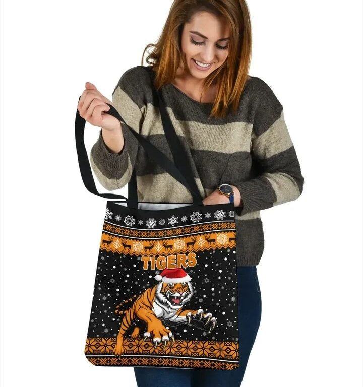 NRL Wests Tigers Unique Christmas Vibes Tote Bag