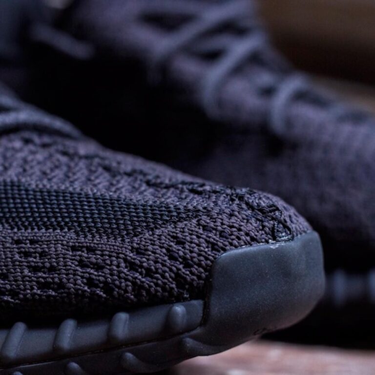 AFL Geelong Cats Tearing Open Logo Yeezy Boost Sneakers