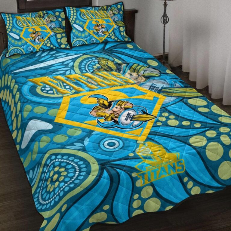 National Rugby League store - Loyal fans of Gold Coast Titans's Quilt + 1/2 Pillow Cases:vintage National Rugby League suit,uniform,apparel,shirts,merch,hoodie,jackets,shorts,sweatshirt,outfits,clothes