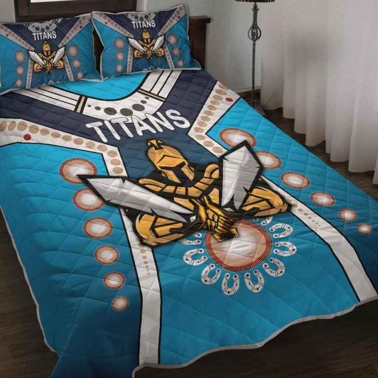 National Rugby League store - Loyal fans of Gold Coast Titans's Quilt + 1/2 Pillow Cases:vintage National Rugby League suit,uniform,apparel,shirts,merch,hoodie,jackets,shorts,sweatshirt,outfits,clothes