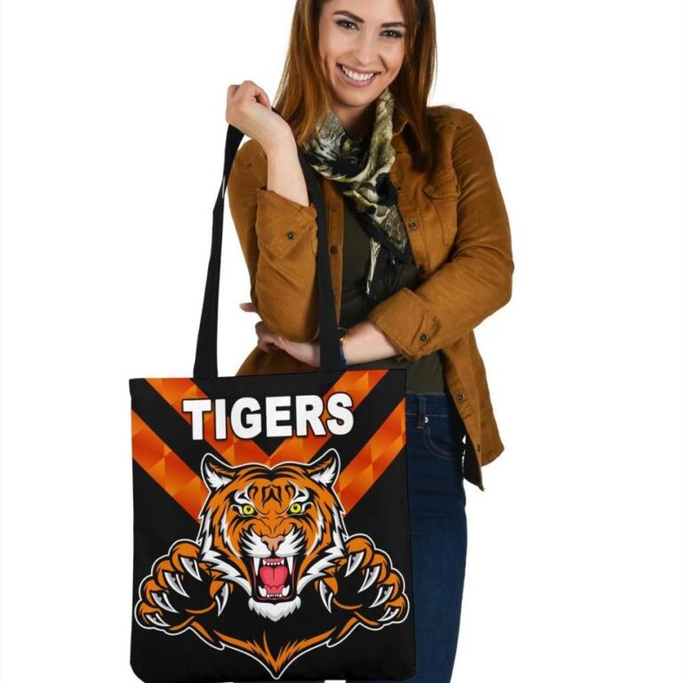 National Rugby League store - Loyal fans of Wests Tigers's Tote Bag:vintage National Rugby League suit,uniform,apparel,shirts,merch,hoodie,jackets,shorts,sweatshirt,outfits,clothes