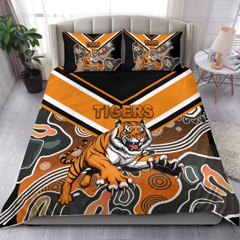 National Rugby League store - Loyal fans of Wests Tigers's Bedding Duvet Cover + 1/2 Pillow Cases:vintage National Rugby League suit,uniform,apparel,shirts,merch,hoodie,jackets,shorts,sweatshirt,outfits,clothes