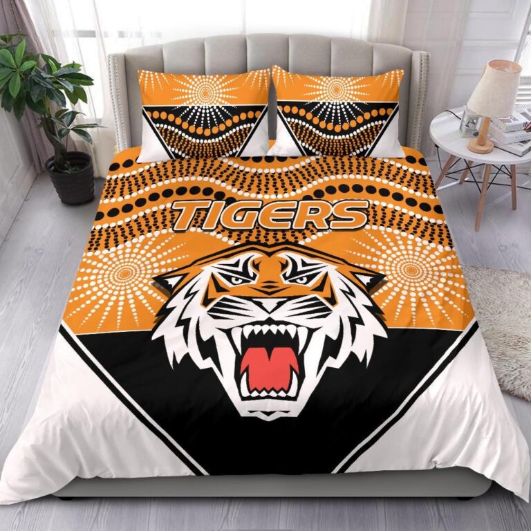 National Rugby League store - Loyal fans of Wests Tigers's Bedding Duvet Cover + 1/2 Pillow Cases:vintage National Rugby League suit,uniform,apparel,shirts,merch,hoodie,jackets,shorts,sweatshirt,outfits,clothes