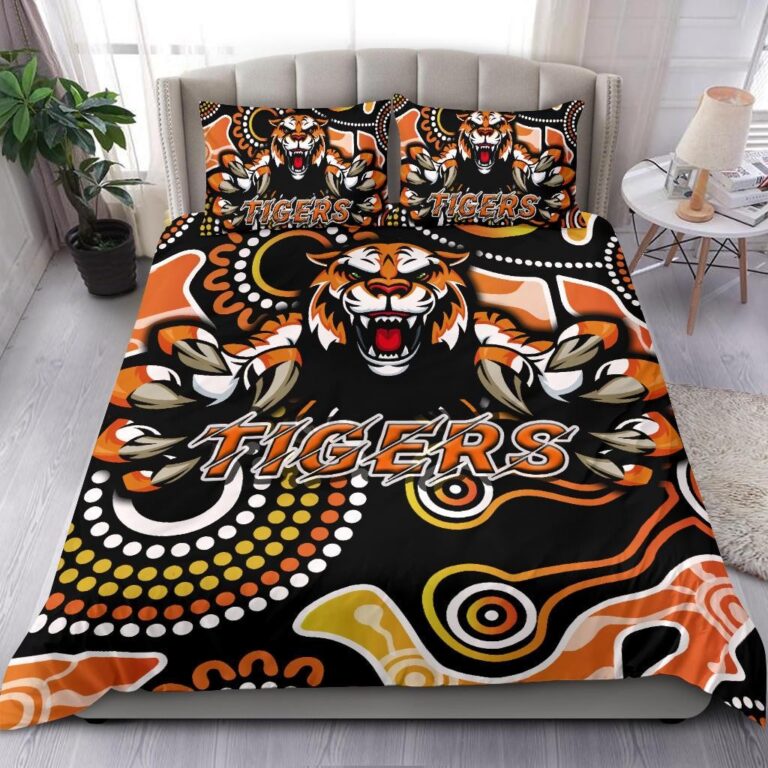 National Rugby League store - Loyal fans of Wests Tigers's Bedding Duvet Cover + 1/2 Pillow Cases:vintage National Rugby League suit,uniform,apparel,shirts,merch,hoodie,jackets,shorts,sweatshirt,outfits,clothes