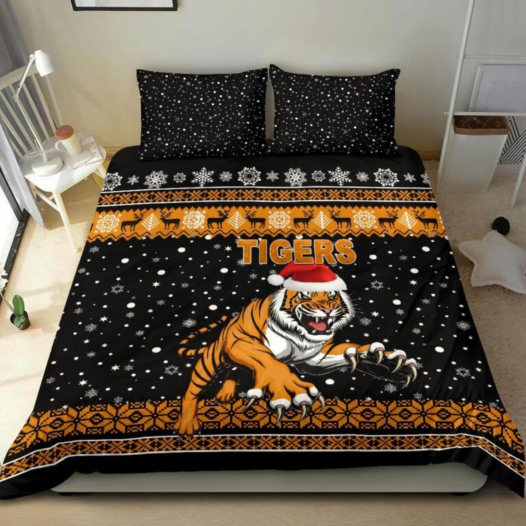 National Rugby League store - Loyal fans of Wests Tigers's Bedding Duvet Cover + 1/2 Pillow Cases:vintage National Rugby League suit,uniform,apparel,shirts,merch,hoodie,jackets,shorts,sweatshirt,outfits,clothes