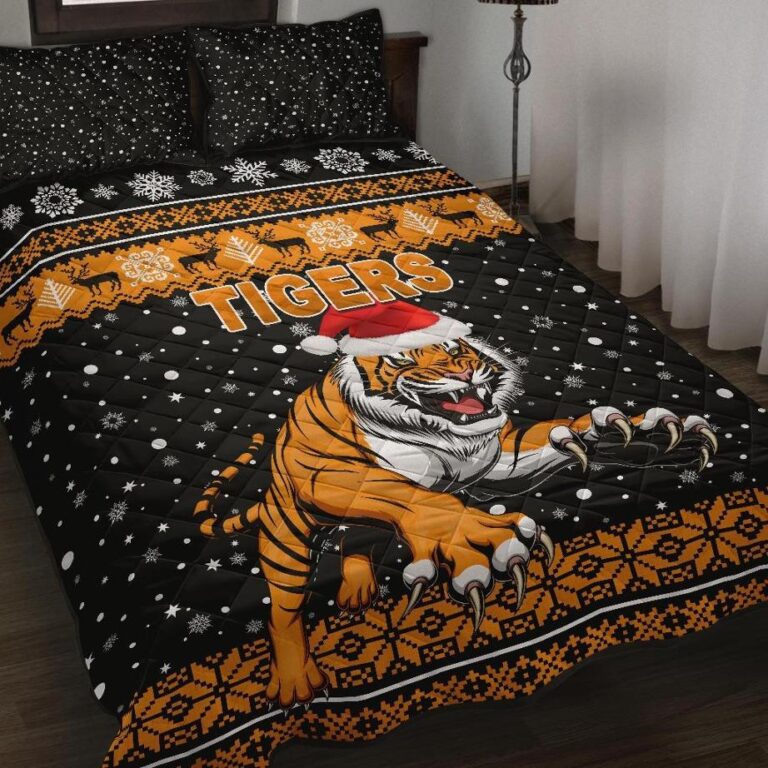 National Rugby League store - Loyal fans of Wests Tigers's Quilt + 1/2 Pillow Cases:vintage National Rugby League suit,uniform,apparel,shirts,merch,hoodie,jackets,shorts,sweatshirt,outfits,clothes