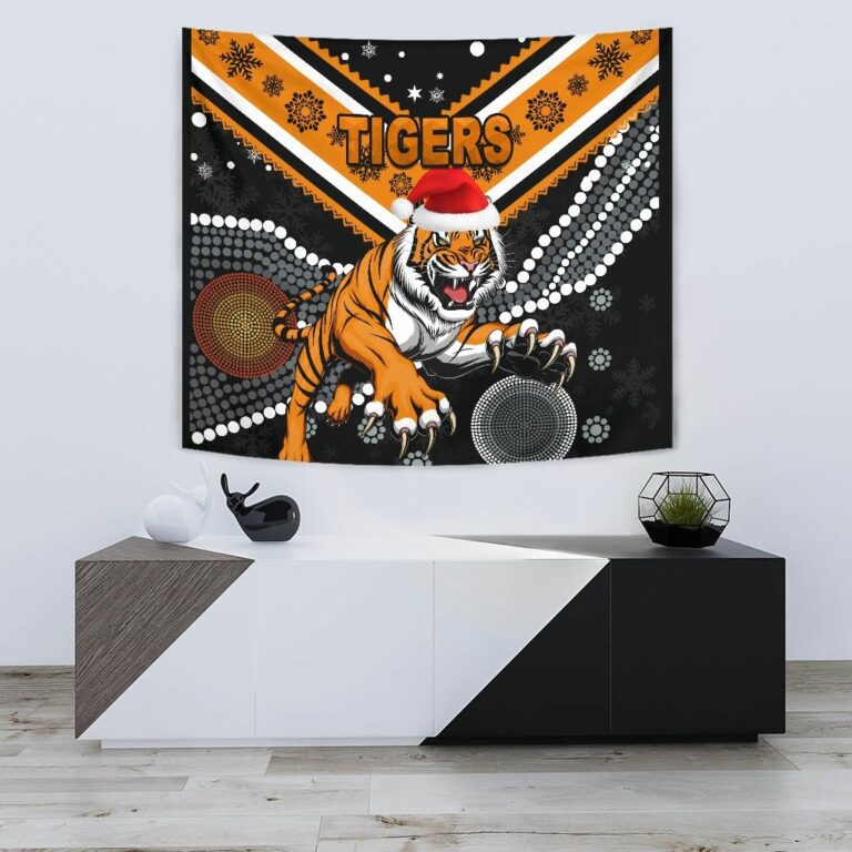 National Rugby League store - Loyal fans of Wests Tigers's Wall Tapestry:vintage National Rugby League suit,uniform,apparel,shirts,merch,hoodie,jackets,shorts,sweatshirt,outfits,clothes