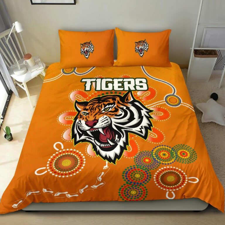 National Rugby League store - Loyal fans of Wests Tigers's Bedding Duvet Cover + 1/2 Pillow Cases:vintage National Rugby League suit,uniform,apparel,shirts,merch,hoodie,jackets,shorts,sweatshirt,outfits,clothes