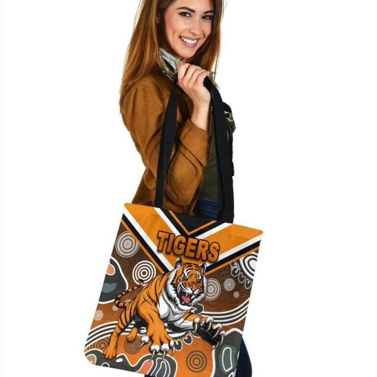 National Rugby League store - Loyal fans of Wests Tigers's Tote Bag:vintage National Rugby League suit,uniform,apparel,shirts,merch,hoodie,jackets,shorts,sweatshirt,outfits,clothes