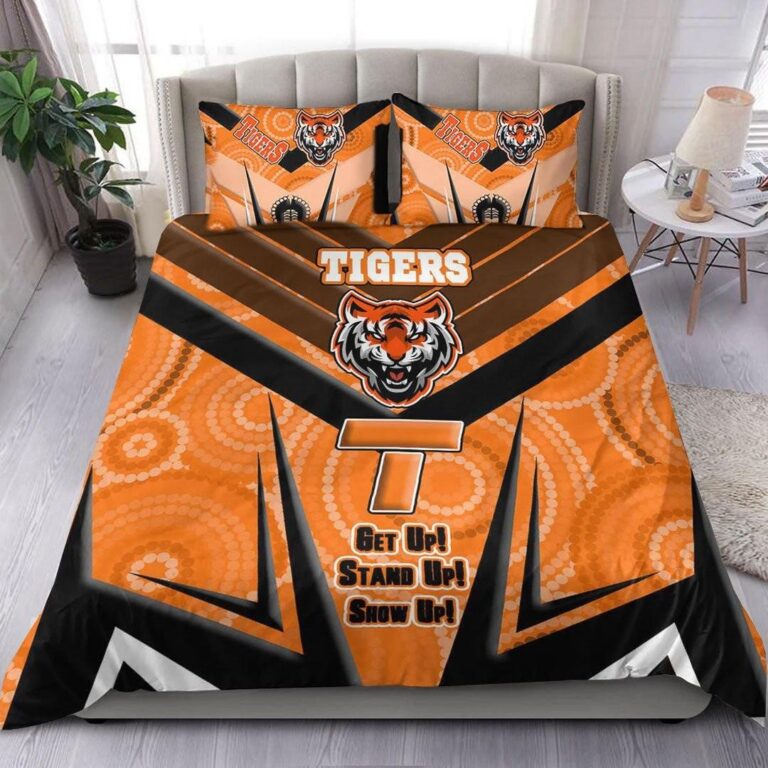 National Rugby League store - Loyal fans of Wests Tigers's Bedding Duvet Cover + 1/2 Pillow Cases:vintage National Rugby League suit,uniform,apparel,shirts,merch,hoodie,jackets,shorts,sweatshirt,outfits,clothes