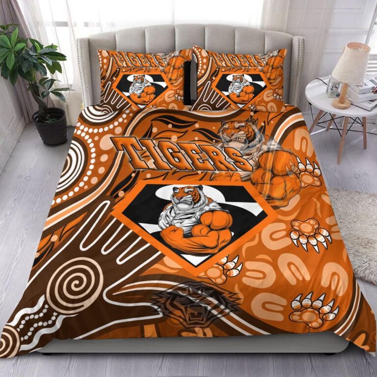 National Rugby League store - Loyal fans of Wests Tigers's Bedding Duvet Cover + 1/2 Pillow Cases:vintage National Rugby League suit,uniform,apparel,shirts,merch,hoodie,jackets,shorts,sweatshirt,outfits,clothes